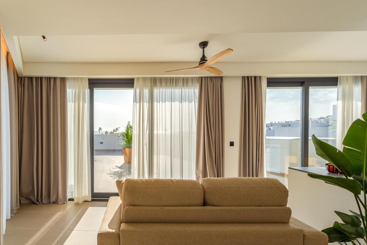 Hotel Apartamentos Hamus Conil De La Frontera Ngoại thất bức ảnh