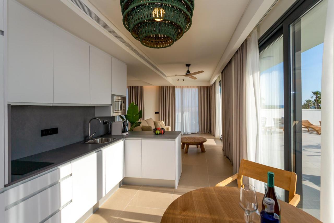 Hotel Apartamentos Hamus Conil De La Frontera Ngoại thất bức ảnh