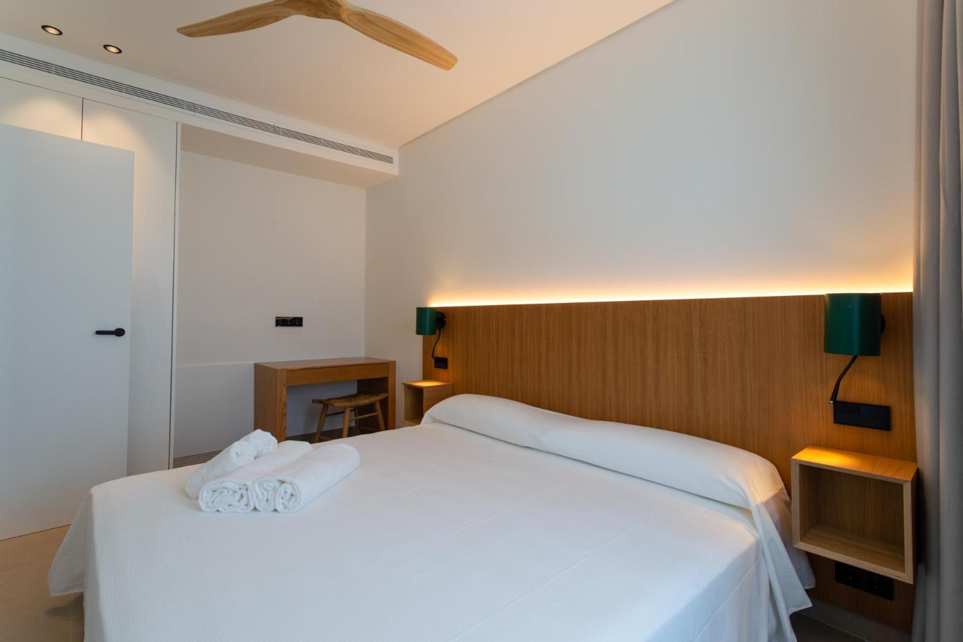Hotel Apartamentos Hamus Conil De La Frontera Ngoại thất bức ảnh